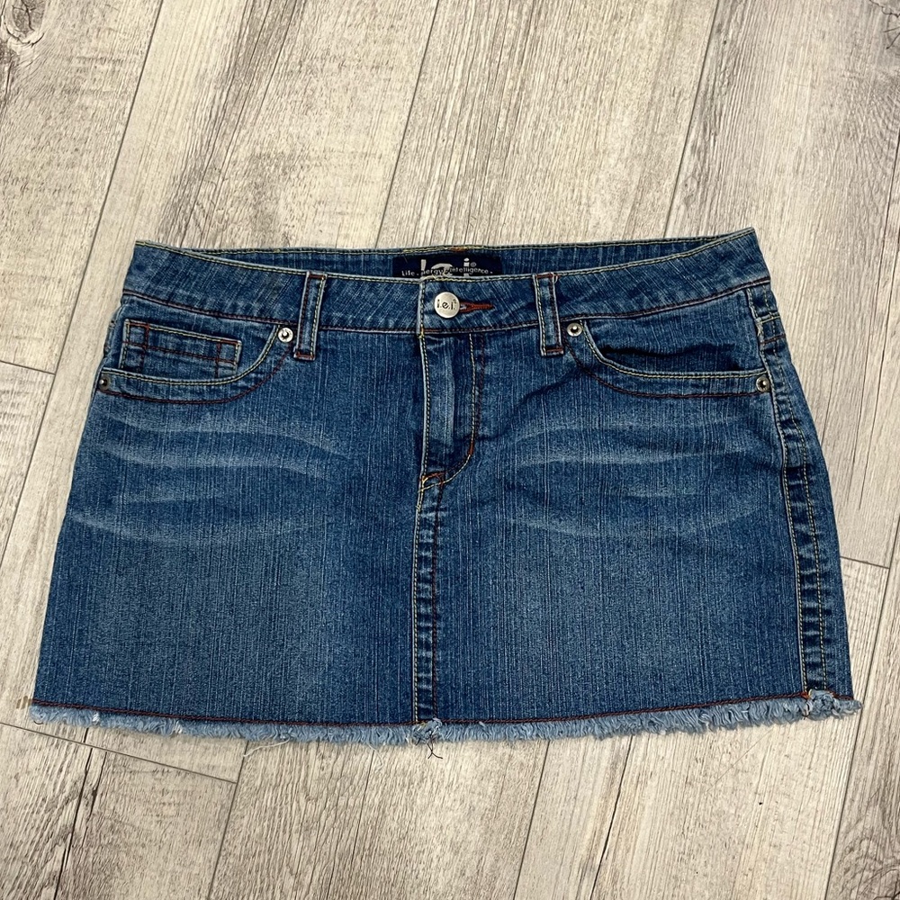 5 for $10 L.E.I women jeans skirt Size US 9